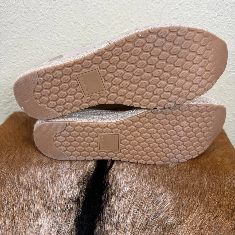 Dolce Vita Jhenee Women 9.5 Platform Espadrille Loafers Beige Suede Chunky Chain